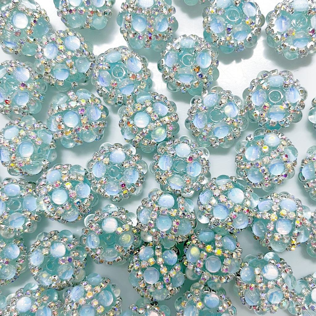 FB008