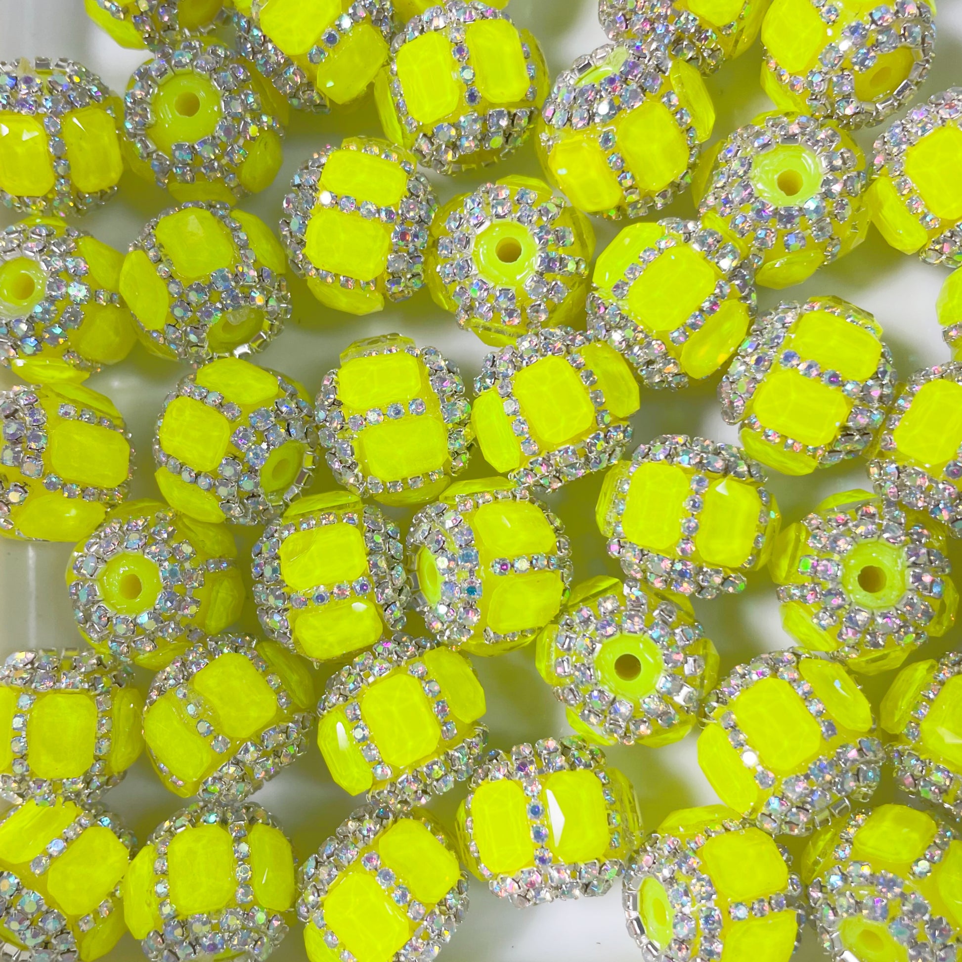 FB074（Neon）